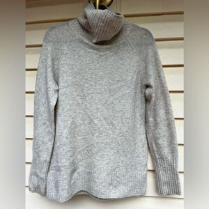 The Group Babaton light grey wool cashmere/nylon blend longsleeved turtleneck XS